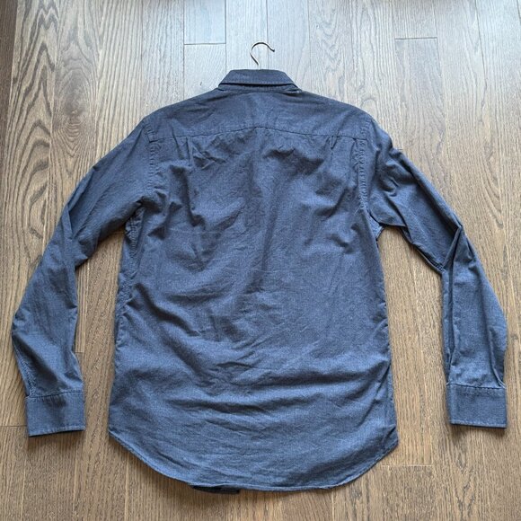 Club Monaco Men's Casual Dress Shirt - Small - Slim Fit - 100% Cotton - Picture 6 of 6